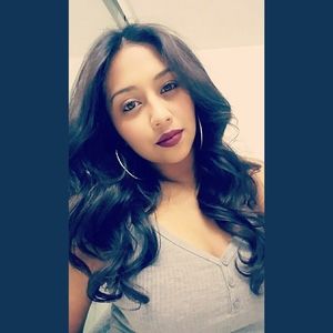 Meet your Posher, Maria